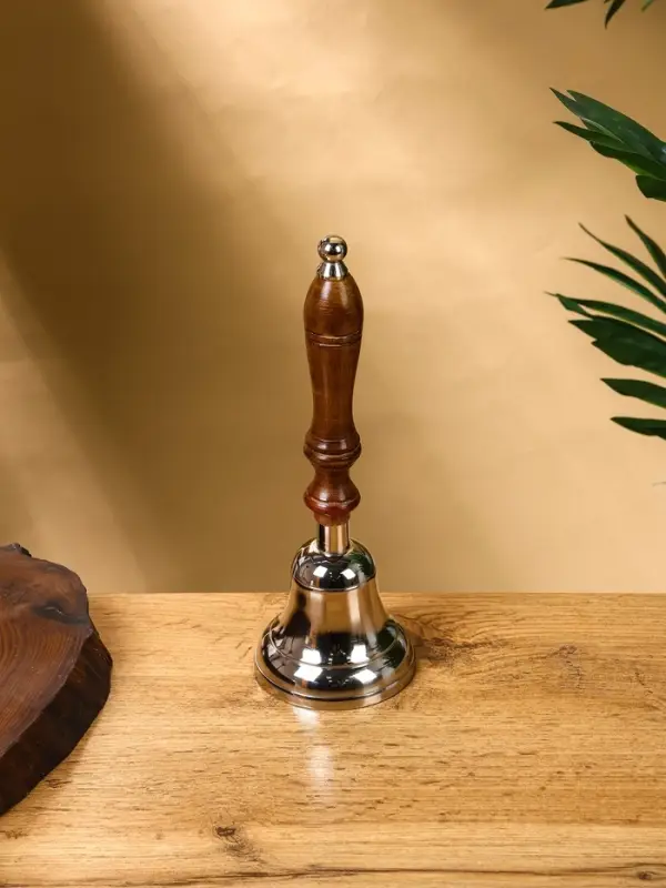 Колокольчик  Колокольчик "Серебряный звон" алюминий, с деревянной ручкой 8х8х24 см