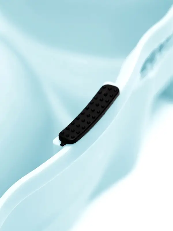 Миска двойная &laquo;Кисы&raquo;, 28&times;16.3&times;7.3 см, на пластиковом основании, металл, голубая