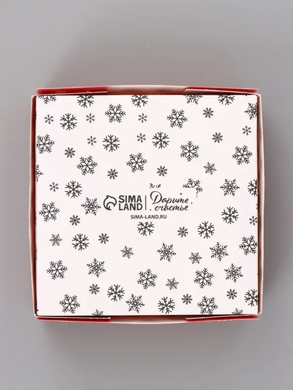 Коробка подарочная для 4 конфет &laquo;Снежинки&raquo;, 10.5&times;10.5&times;3.5 см