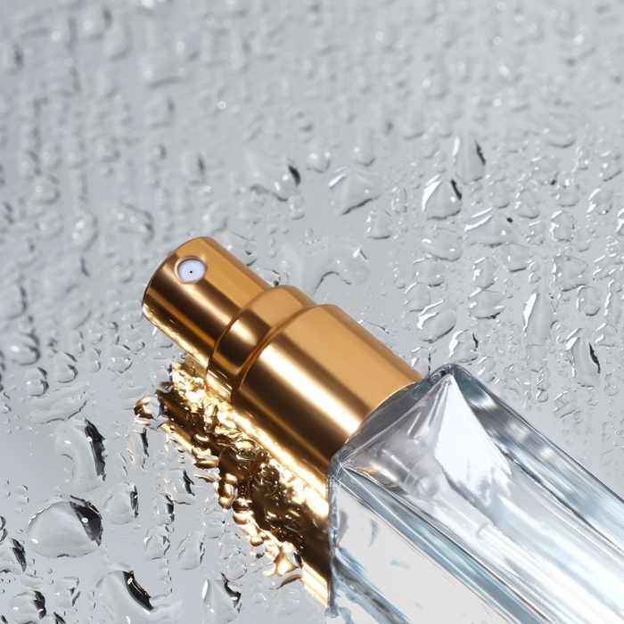 Бутылочка для хранения, с распылителем, 10 мл, цвет золотистый Бутылочка для хранения, с распылителем, 10 мл, цвет золотистый