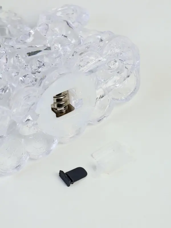 Фигурка светящаяся RISALUX «Конь на монетах» LED, RGB 3хLR1130 прозрачный 10х4,5х9,5 см Фигурка светящаяся RISALUX «Конь на монетах» LED, RGB 3хLR1130 прозрачный 10х4,5х9,5 см