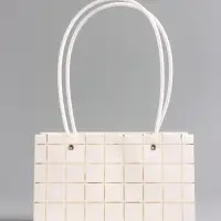 Сумка переноска для цветов, влагостойкая, белая, с тиснением, 22&times;10.5&times;13.5&plusmn;5% см