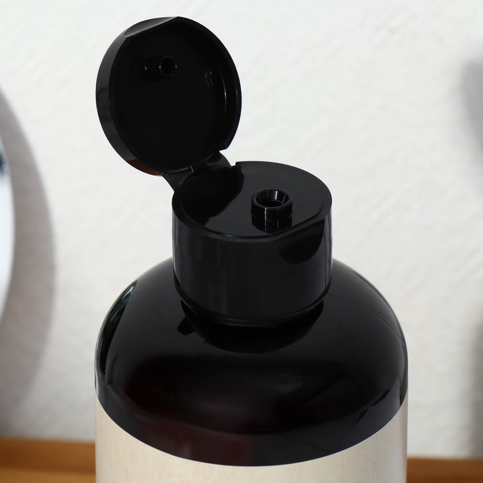 Гель для душа парфюмированный «AROMA THEORY», 300 мл, аромат желтого яблока, мяты, лемонграсса, AROMA THEORY