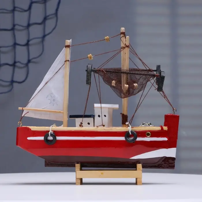 Сувенирная модель корабля &laquo;Рыбацкое судно красное&raquo;, 20&times;20 см
