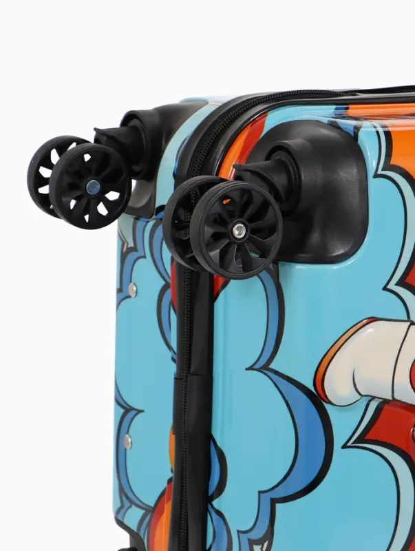 Чемодан дет Космо 18 Чемодан дет Космо 18", 35*22*27 см, отдна молнии, код.замок, 4 колеса,