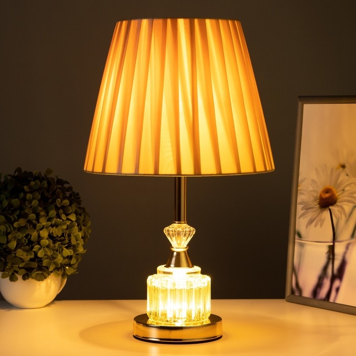 Настольная лампа с подсветкой 16885/1 Е27 40Вт золото 22х22х40 см Настольная лампа с подсветкой 16885/1 Е27 40Вт золото 22х22х40 см