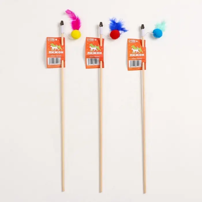 Дразнилка - удочка &laquo;Мячик с перьями&raquo;, на деревянной палочке, цвет МИКС