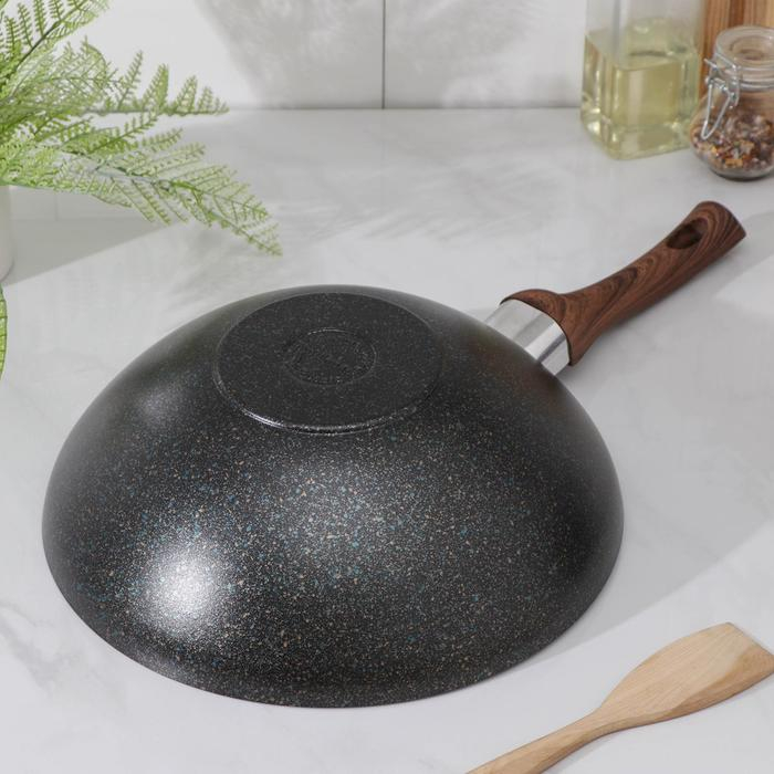 Сковорода WOK Granit ultra blue, d=28 см, h=9,5 см, пластиковая ручка, антипригарное покрытие, цвет чёрный Сковорода WOK Granit ultra blue, d=28 см, h=9,5 см, пластиковая ручка, антипригарное покрытие, цвет чёрный