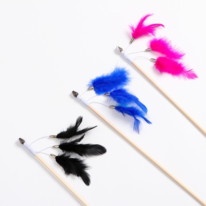 Дразнилка - удочка  Дразнилка - удочка "Салют из перьев" на деревянной палочке, микс цветов