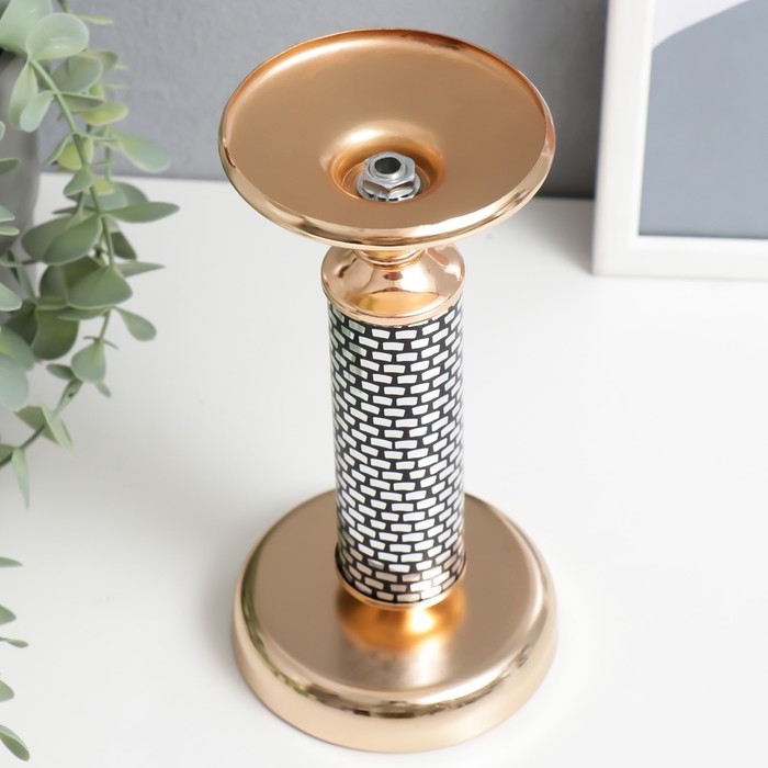 Подсвечник металл на 1 свечу Подсвечник металл на 1 свечу "Зазеркалье" золото 21х10х10 см