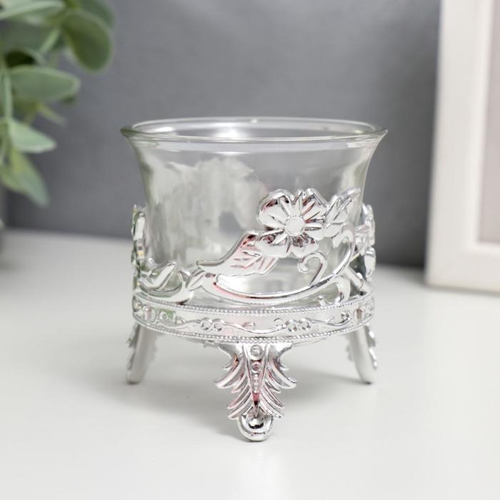 Подсвечник стекло, пластик на 1 свечу Подсвечник стекло, пластик на 1 свечу "Цветочек" серебро 6,5х6х6 см