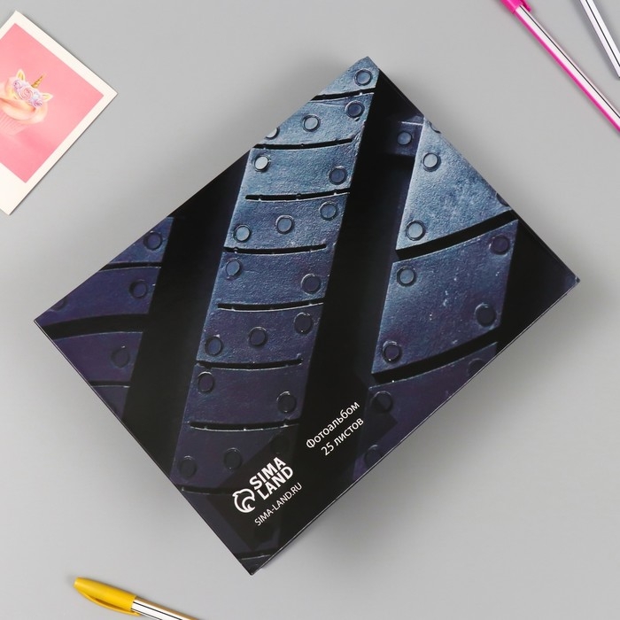 Фотоальбом 25 листов (уголки+кольца) Фотоальбом 25 листов (уголки+кольца) "Шина" 19х27х3 см