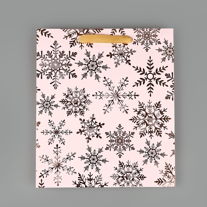 Пакет подарочный новогодний ламинированный «Вьюга», тиснение, M 30 х 26 х 9 см, Новый год Пакет подарочный новогодний ламинированный «Вьюга», тиснение, M 30 х 26 х 9 см, Новый год