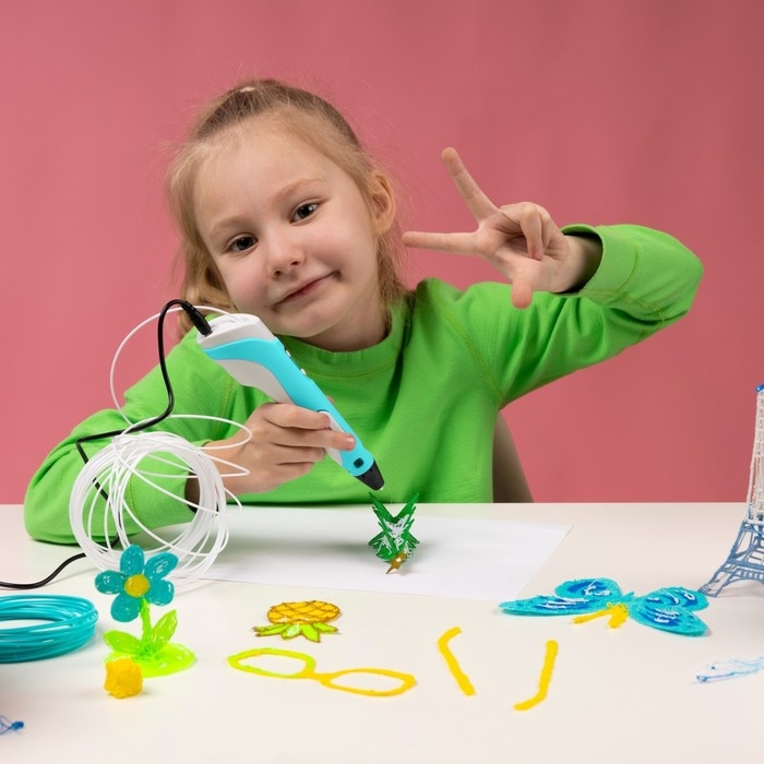 3D ручка Luazon, дисплей, работа с пластиком ABS и PLA, пластик в комплекте, голубая 3D ручка Luazon, дисплей, работа с пластиком ABS и PLA, пластик в комплекте, голубая