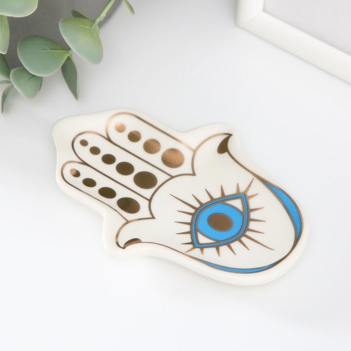 Сувенир керамика подставка под кольца Сувенир керамика подставка под кольца "Рука Фатимы" 8х11,8х1,6 см