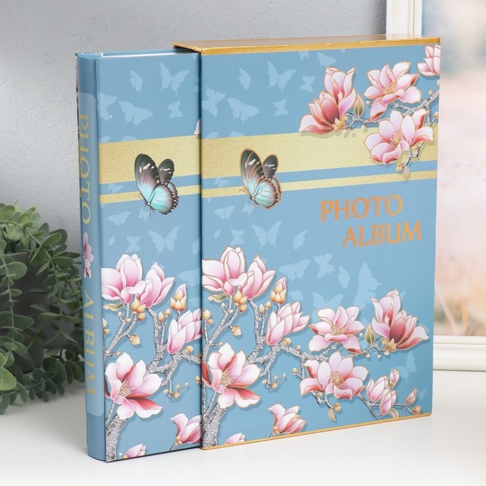 Фотоальбом на 300 фото 10х15 см Фотоальбом на 300 фото 10х15 см "Цветы и бабочка" МИКС 33,6х23х5,5 см