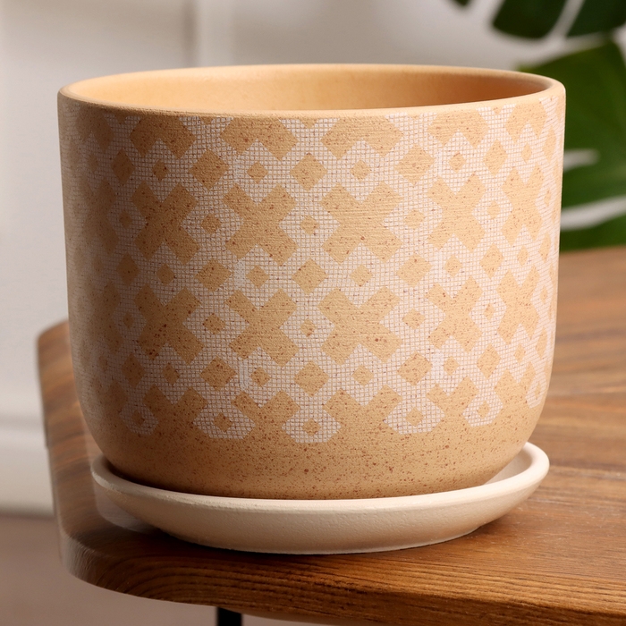 Горшок цветочный Кросс терракота бук №2, 1,6 л, d - 15 см Горшок цветочный Кросс терракота бук №2, 1,6 л, d - 15 см