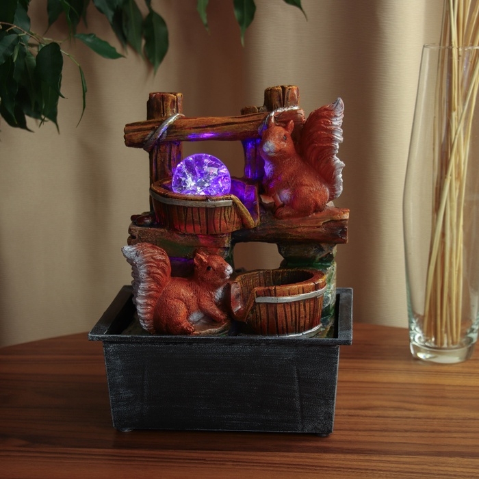 Фонтан Фонтан "Белочки на брёвнах" 28х21 см (с подсветкой)