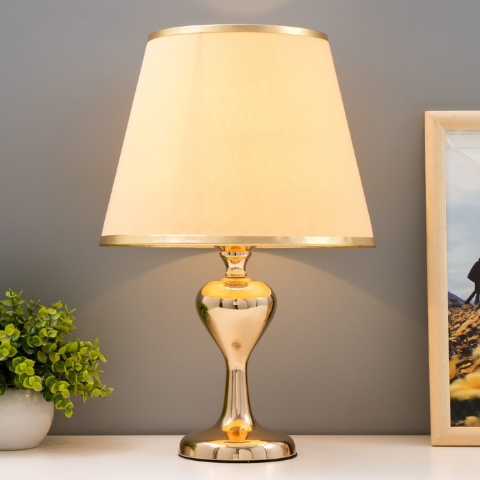Лампа настольная Лампа настольная "Сарма" 1x60Вт E27 золото 25х25х40см RISALUX