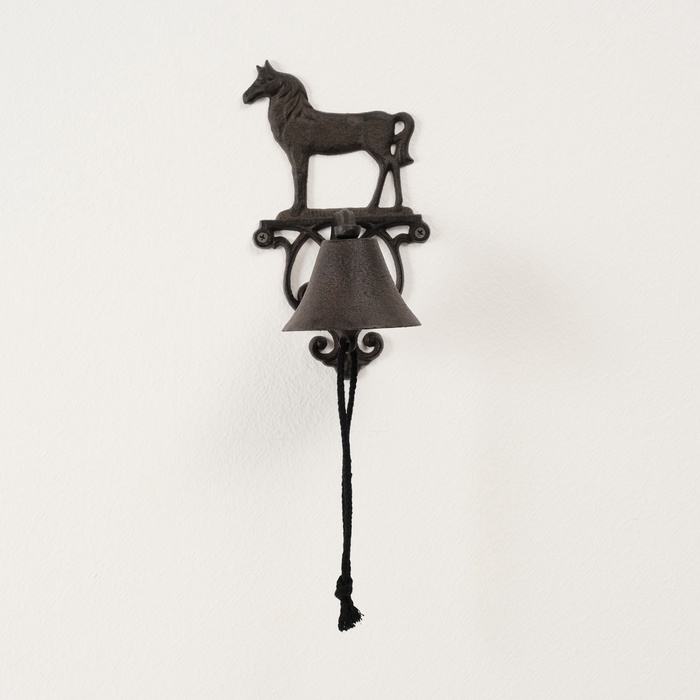 Колокол сувенирный чугун  Колокол сувенирный чугун "Лошадь" 13х13,5х24,5 см