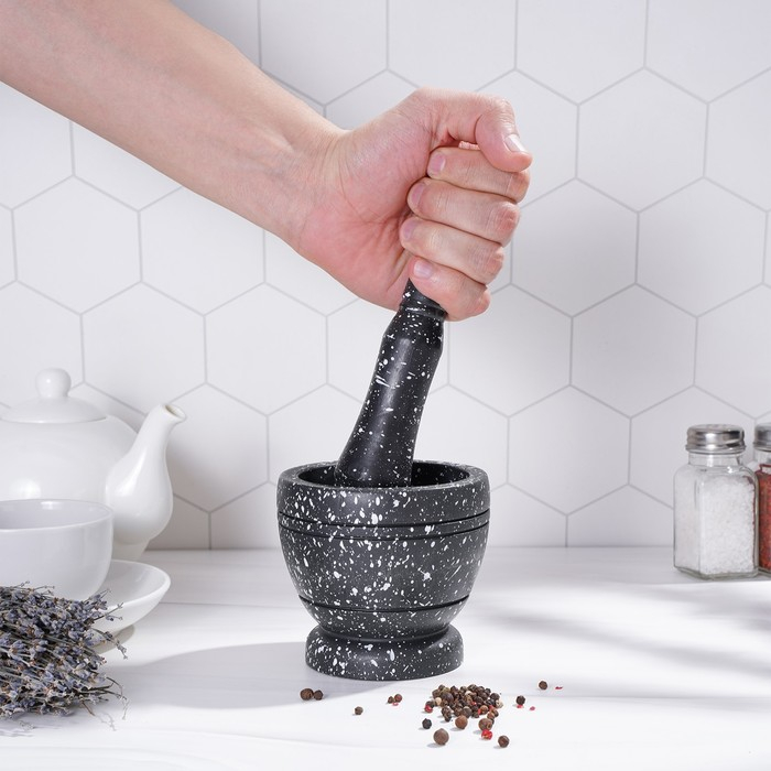 Ступка с пестиком Доляна «Чёрный камень», 10,5×10,5×20 см, цвет чёрный Ступка с пестиком Доляна «Чёрный камень», 10,5×10,5×20 см, цвет чёрный