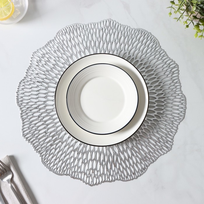 Салфетки сервировочные на стол Доляна «Мэри», d=36 см, 4 шт, цвет серебряный Салфетки сервировочные на стол Доляна «Мэри», d=36 см, 4 шт, цвет серебряный