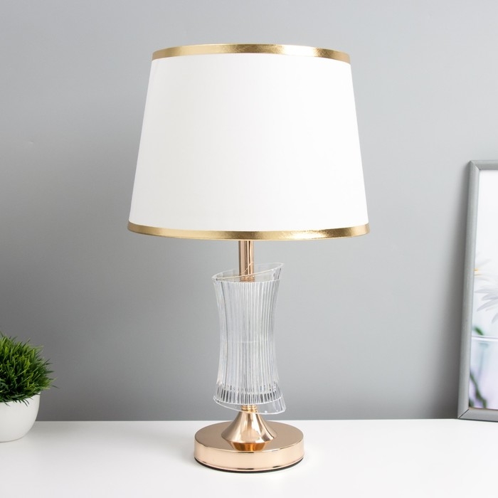 Настольная лампа Настольная лампа "Карро" E27 40Вт золото 25х25х42 см RISALUX