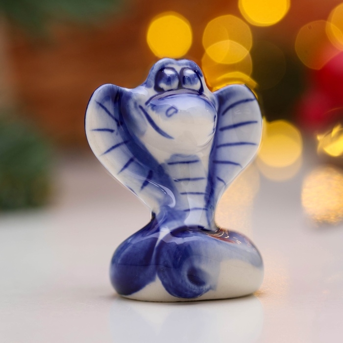 Сувенир Сувенир "Гоша средний" 6х4,5 см, гжель