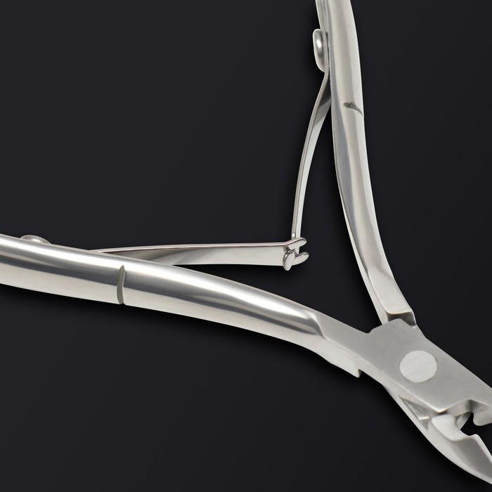 Кусачки маникюрные для кутикулы «Premium», двойная пружина, 10,6 см, длина лезвия - 6 мм, на блистере, цвет серебристый Кусачки маникюрные для кутикулы «Premium», двойная пружина, 10,6 см, длина лезвия - 6 мм, на блистере, цвет серебристый