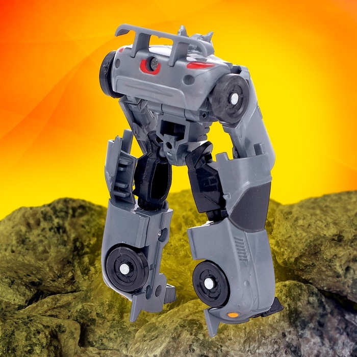 Робот «Автобот», трансформируется Робот «Автобот», трансформируется