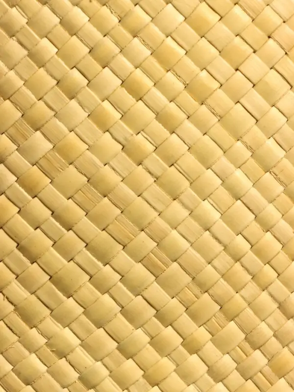 Сумка плетёная из пандана, 23×13×35 см, бежевая