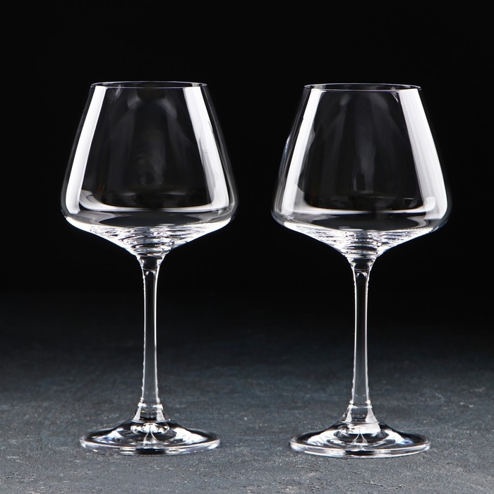 Набор стеклянных бокалов для белого вина Corvus, 350 мл, 2 шт Набор стеклянных бокалов для белого вина Corvus, 350 мл, 2 шт