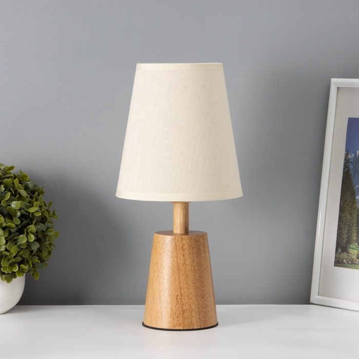 Светильник настольный Светильник настольный "Индия" 1х40Вт Е27 береза 16,5х16,5х35см