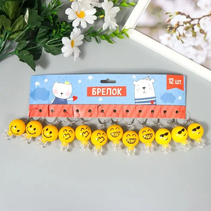 Фонарик свет на кольце  Фонарик свет на кольце "Смайлик-малыш с ножками" мигает МИКС 4х2,5х2,7 см