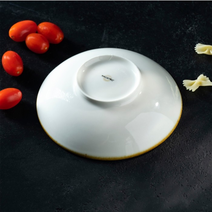 Салатник фарфоровый Magistro «Церера», 400 мл, d=16,5 см, цвет голубой Салатник фарфоровый Magistro «Церера», 400 мл, d=16,5 см, цвет голубой