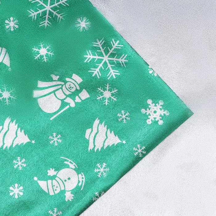 Плёнка упаковочная фольгированная "Снеговик", 70 × 50 см, зеленый