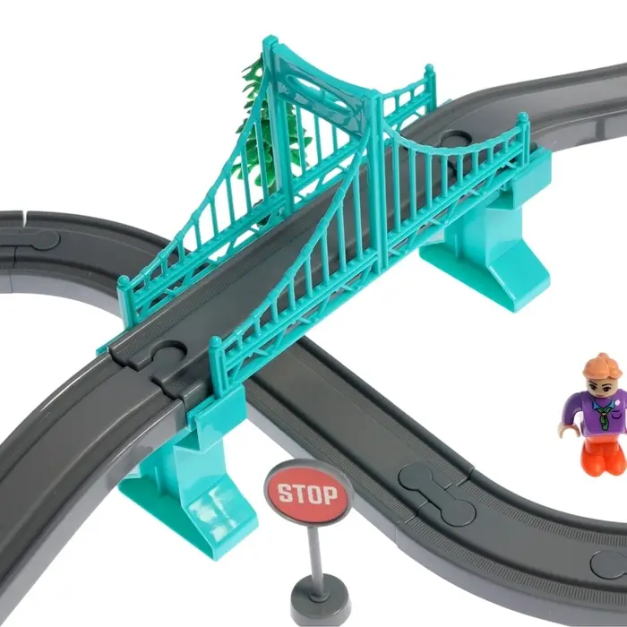 Железная дорога &laquo;Экспресс&raquo;, 66 деталей, работает от батареек, подходит для деревянных железных дорог