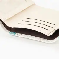 Кошелёк женский на кнопке, 10.5&times;2.5&times;8.5 см, с растительным принтом, белый/зелёный
