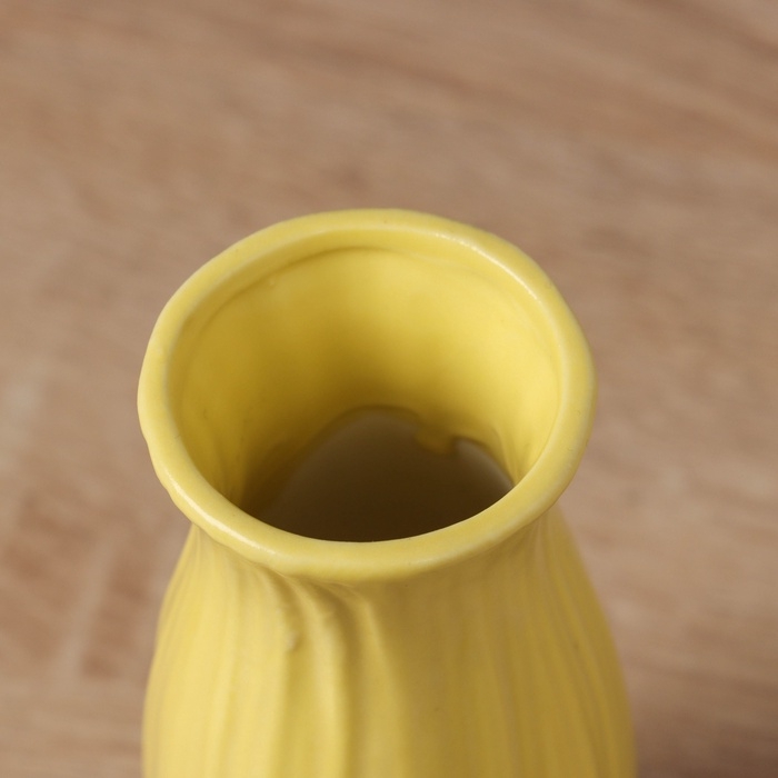 Ваза керамика настольная Ваза керамика настольная "Фрэнсис" талия, 12,5х5 см, жёлтый
