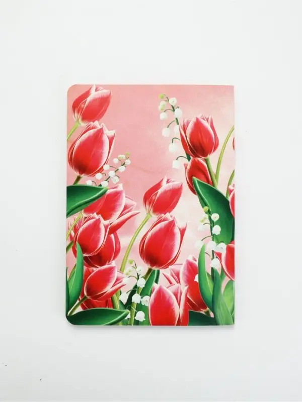 Гифтбокс с чаем, конфетами и еждневником "С 8 марта"