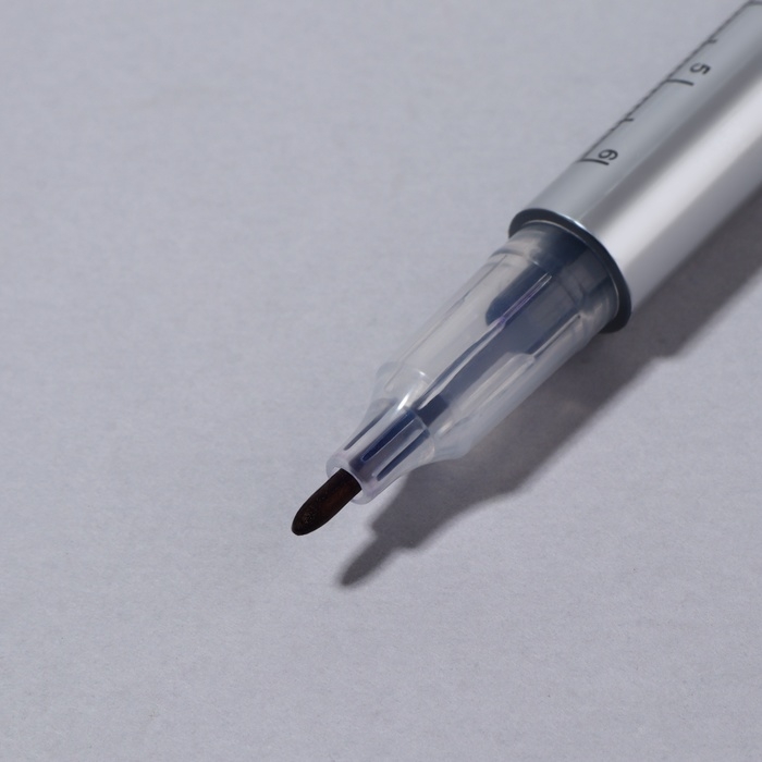 Набор для разметки кожи, 2 предмета: фломастер и линейка Набор для разметки кожи, 2 предмета: фломастер и линейка