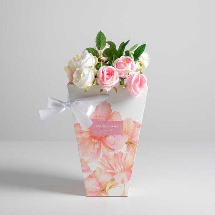 Переноска для цветов на лентах «All flowers for you», 17 х 25 х 9 см
