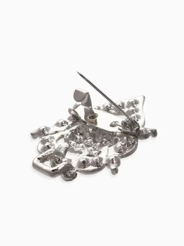 Зажим для кардигана Зажим для кардигана "Ажур", кокошник, цвет белый в серебре
