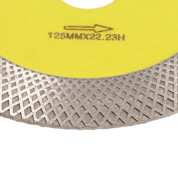 Диск алмазный для резки и шлифовки ТУНДРА, для запилов под 45 градусов, сплошной, 125 мм