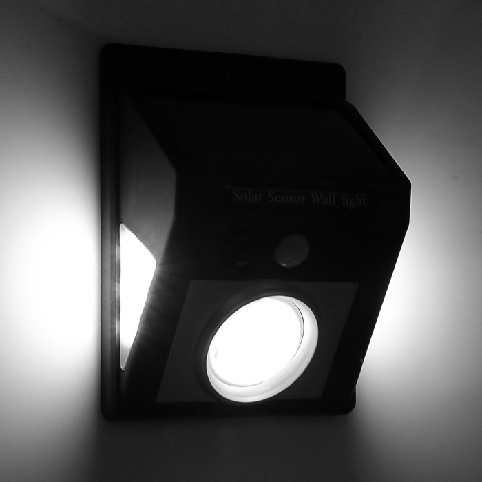 Садовый светильник на солнечной батарее, накладной, 9.5 × 12 × 5 см, COB LED, свечение белое Садовый светильник на солнечной батарее, накладной, 9.5 × 12 × 5 см, COB LED, свечение белое