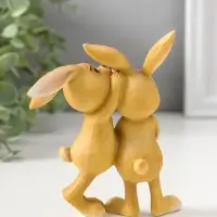 Сувенир полистоун "Зайчики с сердечком - хочешь расскажу секрет?" 12,5 см