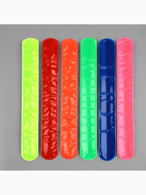 Светоотражающий слэп-браслет, самофиксирующийся, 22&times;3 см, цвет МИКС