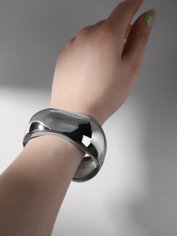 Браслет металл «Манжета» мятый, цвет серебро Браслет металл «Манжета» мятый, цвет серебро