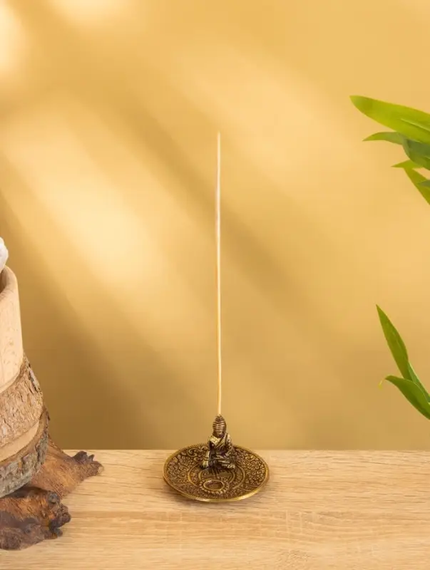 Подставка под благовония  Подставка под благовония "Будда на тарелке" латунь 7 см