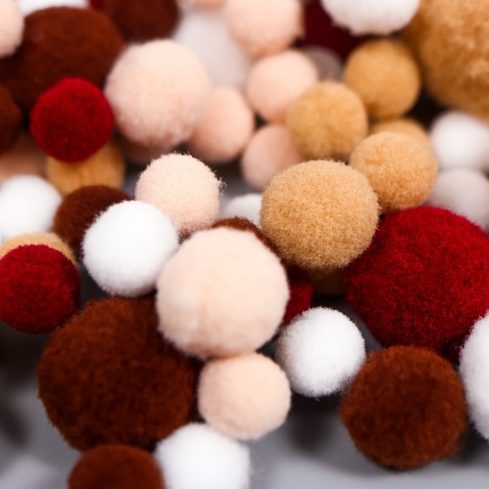 Декор для творчества Декор для творчества "Помпончики. Осенняя пора" d=1-3 см набор 135 шт